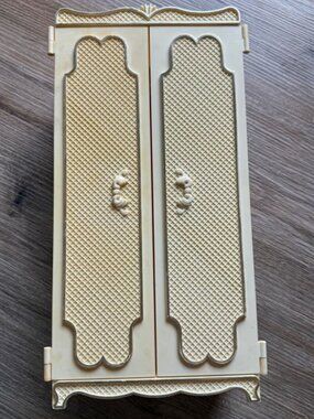 Vintage Barbie Doll WOLVERINE Wardrobe Armoire Hard Plastic Bedroom Funiture